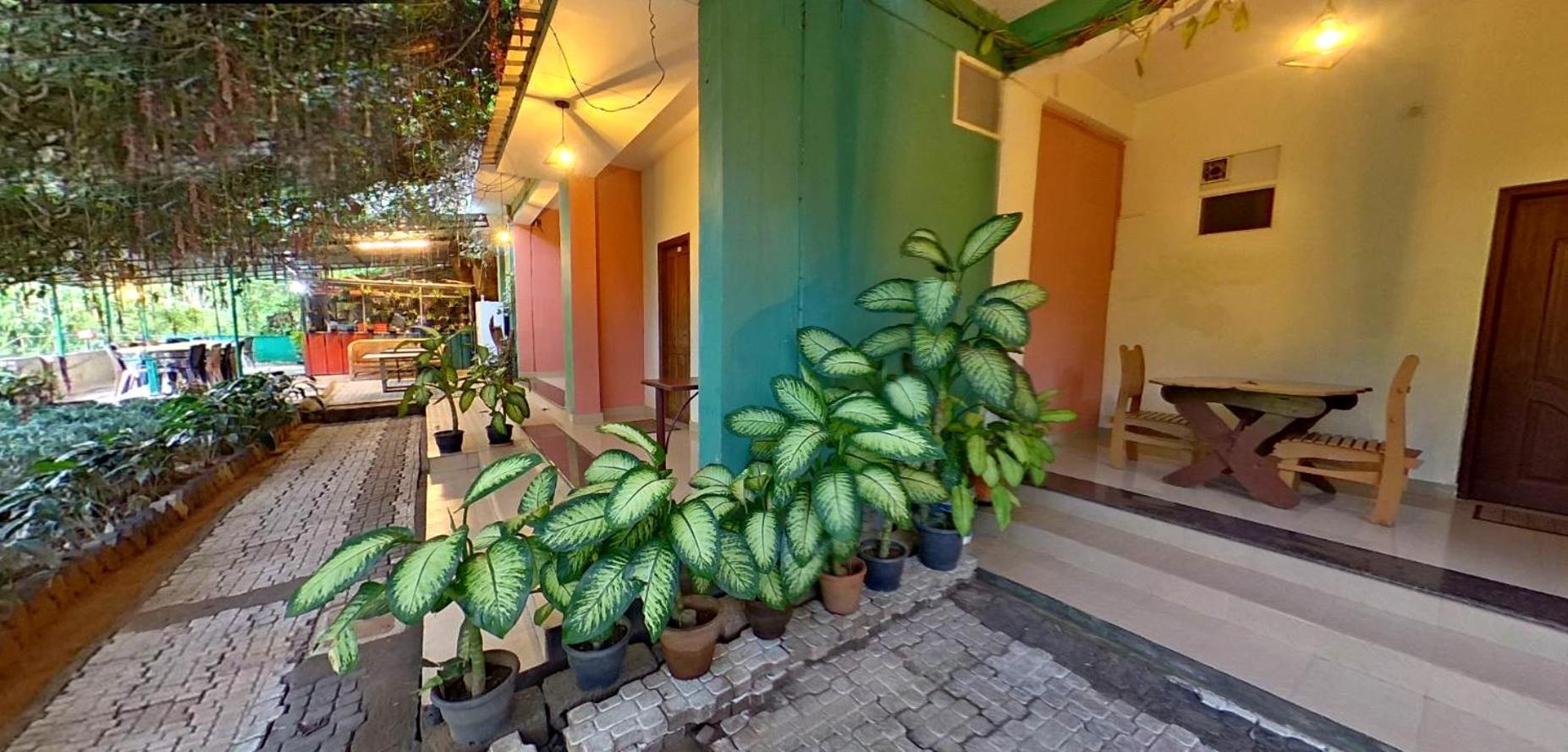 Wayanad Royal Stream Bed & Breakfast Kalpetta Exterior photo